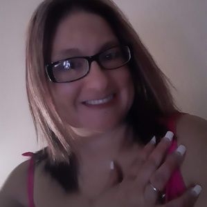 Meet your Posher, Sheila